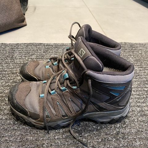 Salamon Gore-tex sko str 40