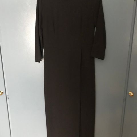 Lang svart kjole fra Designers REmix