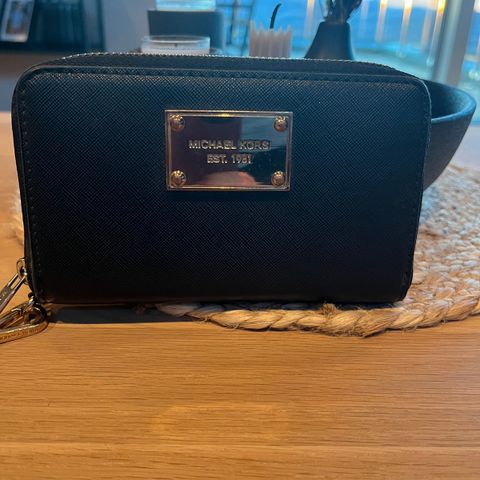 Ny pris!Lommebok Michael Kors