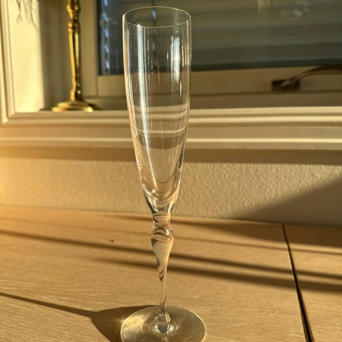 Annonsebilde