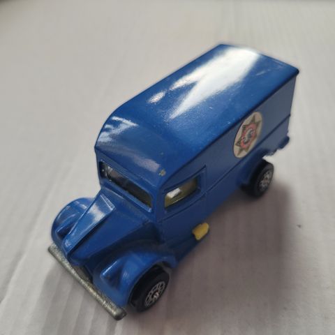 Corgi Junior Ironside Police Truck