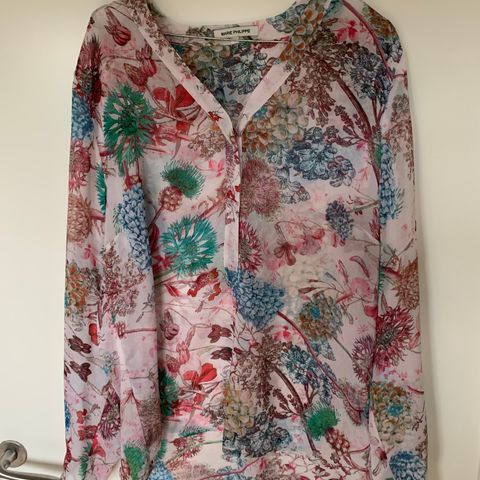 Tynn bluse fra Marie Philippe str 44