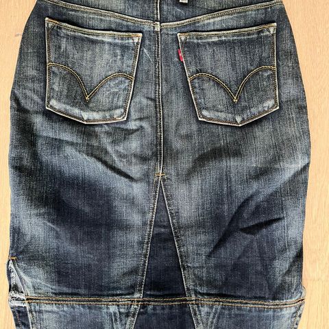 Levis denim skjørt str. S