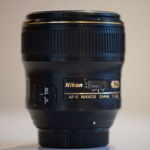Nikon 35 mm 1.4