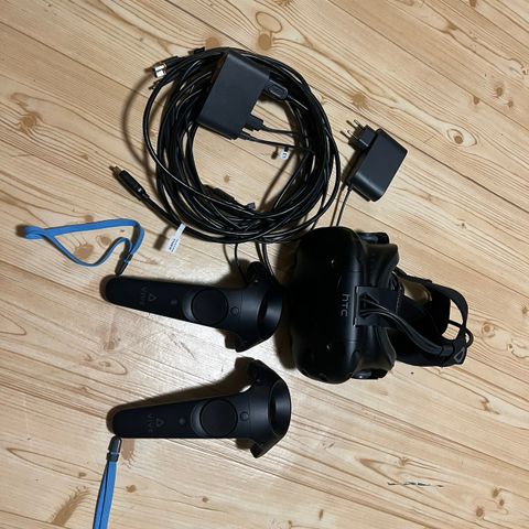 Htc vive med svive stativ