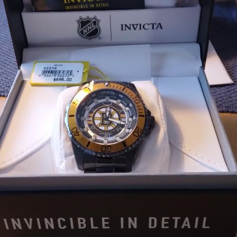 Invicta Boston bruins NHL