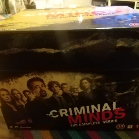 Selger  Criminal Minds DVD Box Sesong 1-15