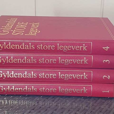 Gyldendals Store legeverk 4 bøker