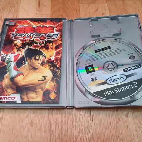 Tekken 5 (PS2)