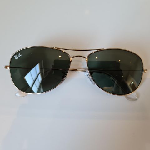 Ubrukte Ray-Ban RB3362 Cockpit solbriller