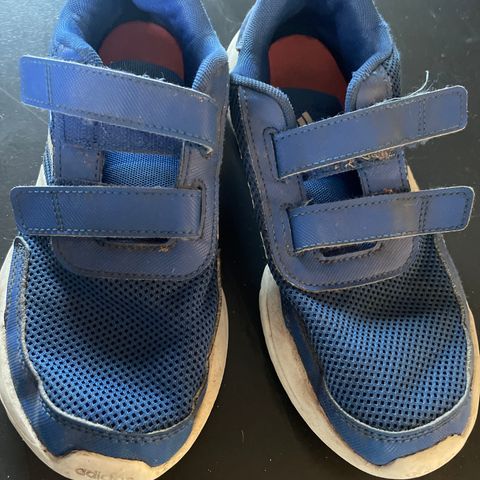 Adidas blå joggesko 35
