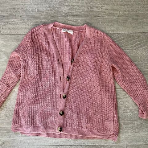 Cardigan jente 6-8 år