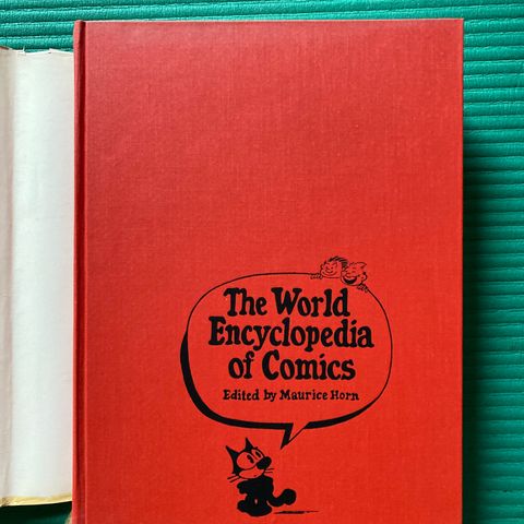 The world encyclopedia of comics book chelsea house publishers