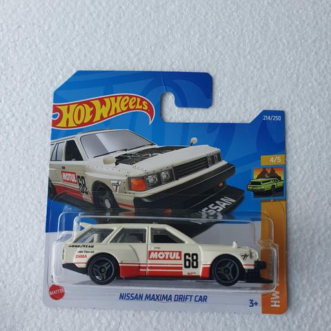 Hot wheels Nissan Maxima Drift Car