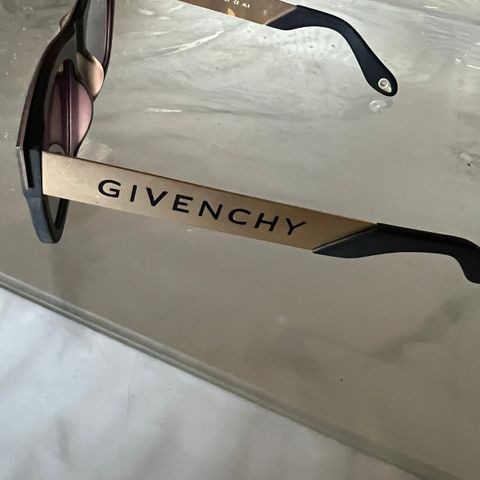 Givenchy solbriller unisex
