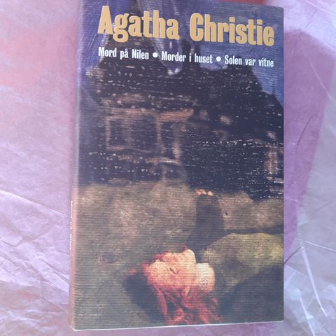 Agatha Christie: 3 i 1 bok