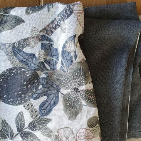Nye gardiner i Lin&Polyester fra KID selges
