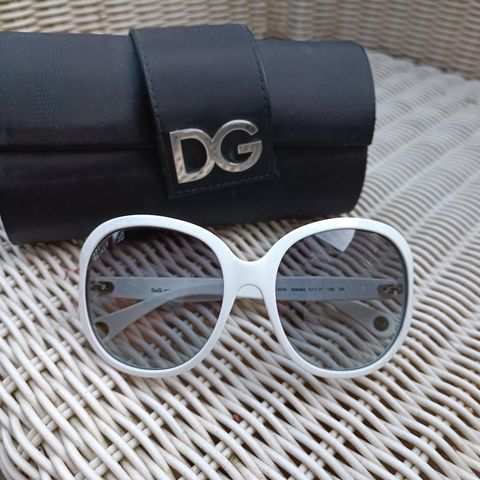 Dolce & Gabbana solbriller hvit y2k