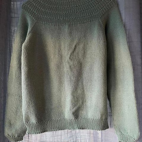 PetiteKnit: Ankers Sweater str. M