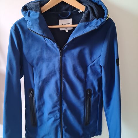 Softshell ytterjakke Jack&Jones str XS