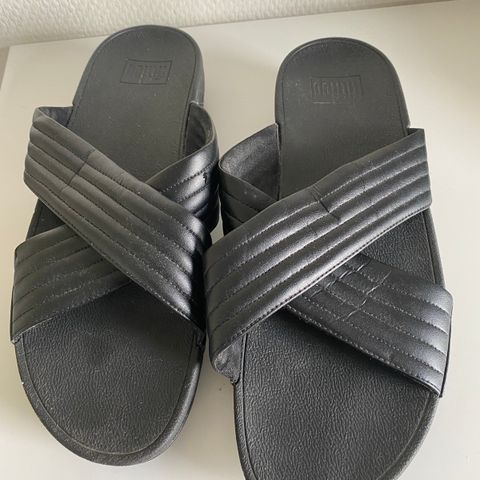 Sandaler fra Fit Flop str.43