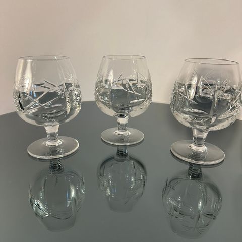 4 massive og tunge krystall brandy/Cognacglass