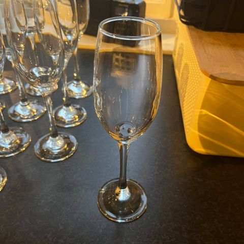 champagne glass