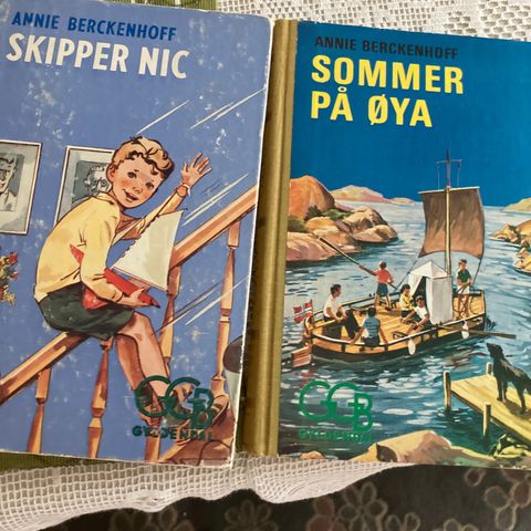 Skipper Nic.    Sommer på øya. Barnebok.  Annie Bercebhoff.  Fra 1961