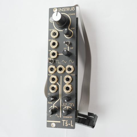 Instruo Tš-L (TS-L) Eurorack Oscillator selges