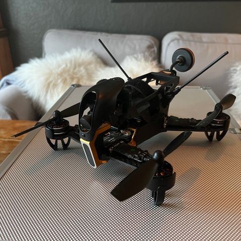 Walkera F210 FPV drone