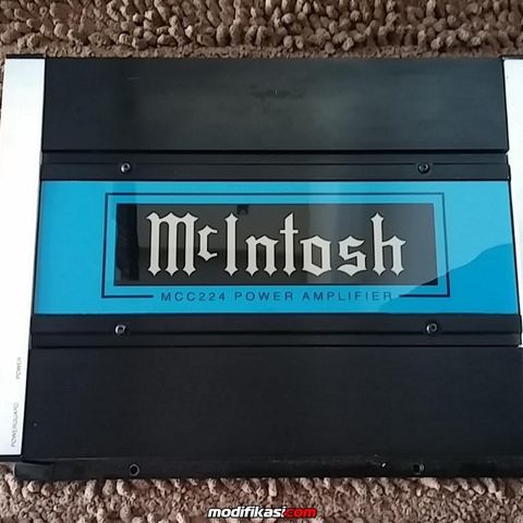 McIntosh  - Effektforsterker for High-End bilstereo - Modell: MCC-224.