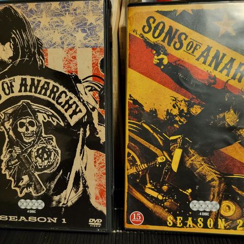 Sons of Anarchy sesong 1, 2, 3 og 4