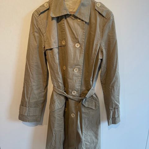 Klassisk Trenchcoat fra Marlboro Classics