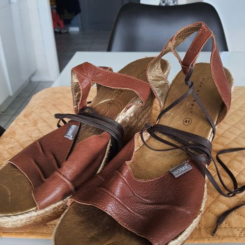 Nome sandaler str41.