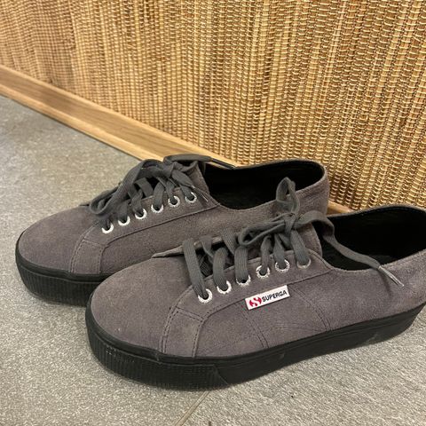 Superga str.41