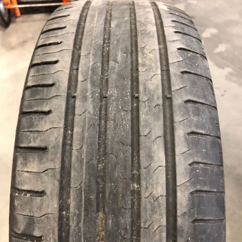 Sommerdekk 215/55R17