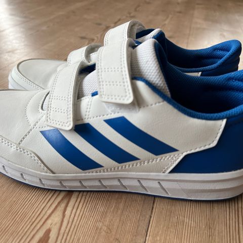 Nye Adidas joggesko, str.37,5