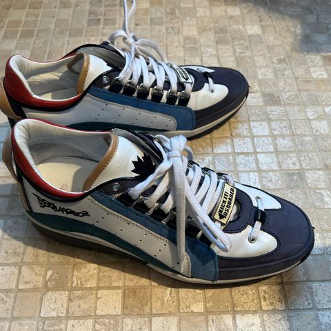 Brukt 1 eller 2 ganger. Dsquared2 Sneakers str. 41