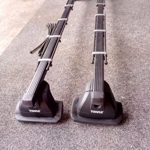 THULE Takstativ (maks til 120cm)