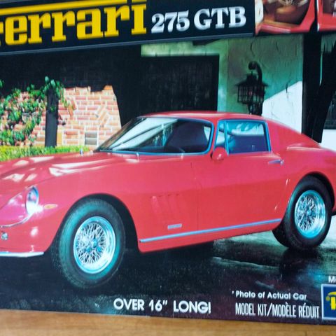 Revell Ferrari 275 GTB 1/12 Skala byggesett