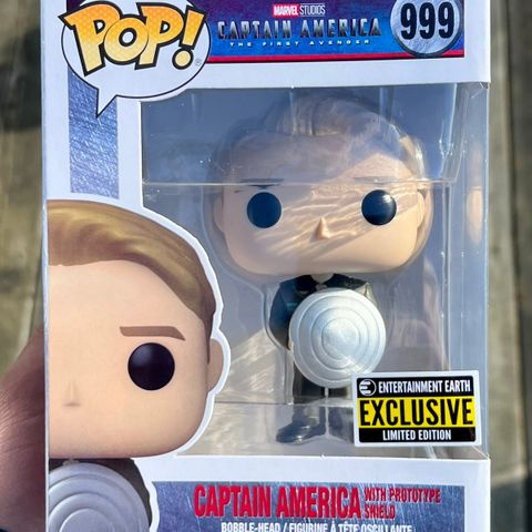 Funko Pop! Captain America with Prototype Shield | Marvel (999) Excl. to EE