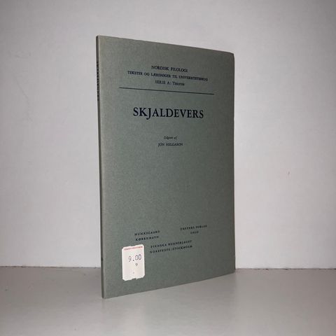 Skjaldevers - Jón Helgason. 1968