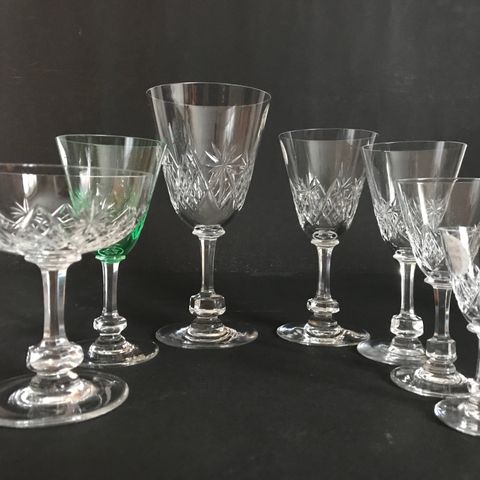 Hadeland glass Georg 1899-1962