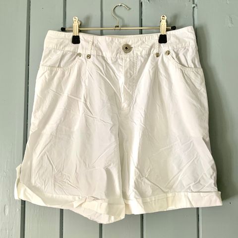 Burberry  shorts, hvit