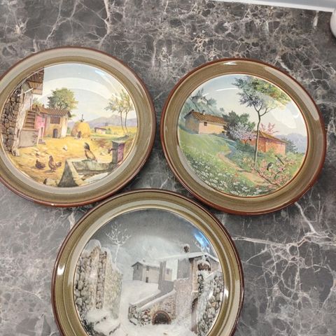 Tre fine gamle platter fra Schramberg