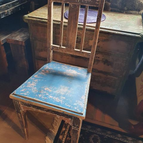 Veldig gammel stol