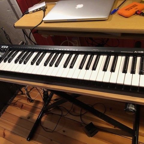 Roland A-49 Black keyboard