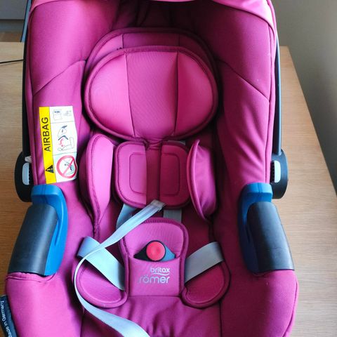 Penbrukt Bilstol Britax Romer Baby safe I-size