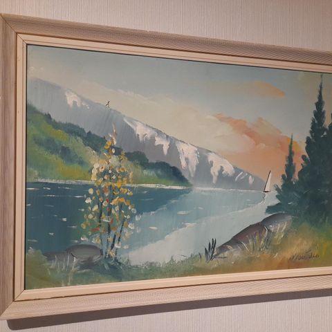 J. Jakobsen, "Fjordlandskap med seilbåt", maleri