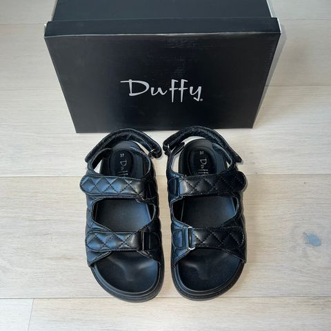Duffy dad sandals
